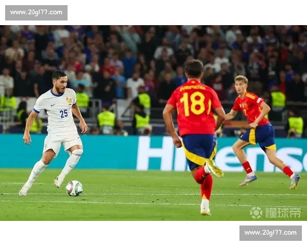 罗马诺曝转会潜规则：球员为何主动私信求曝光？